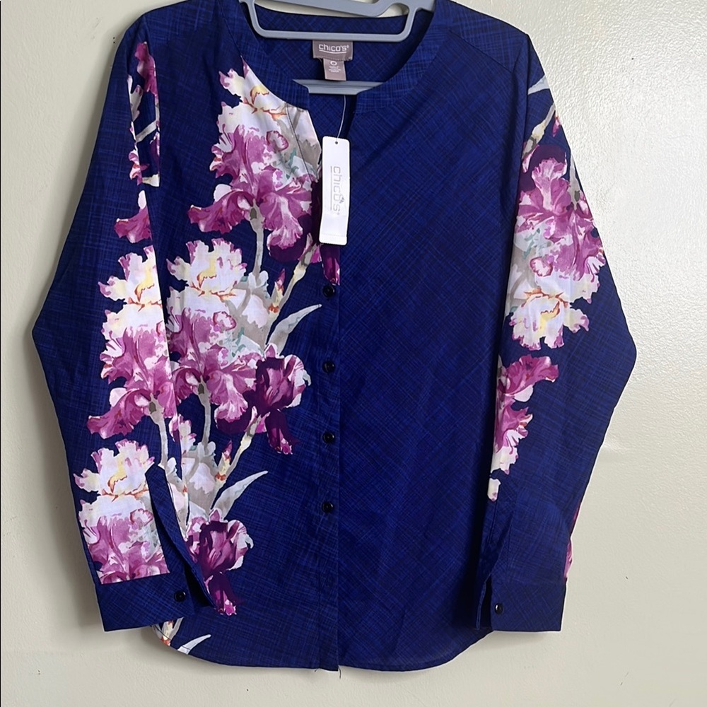 Chico's Drama Floral cutaway neck button down long sleeve Shirt, size small